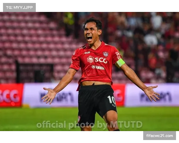 洛里昂战平南特收获宝贵一分 暂时脱离降级区